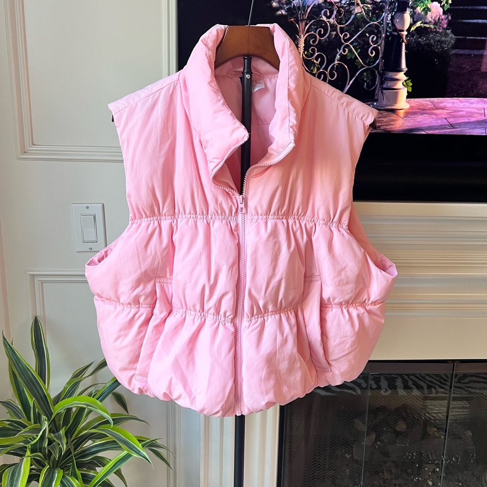 Divided Cropped Light Pink Puffer Vest